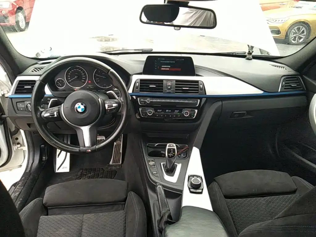 BMW 3 Series — миниатюра 10