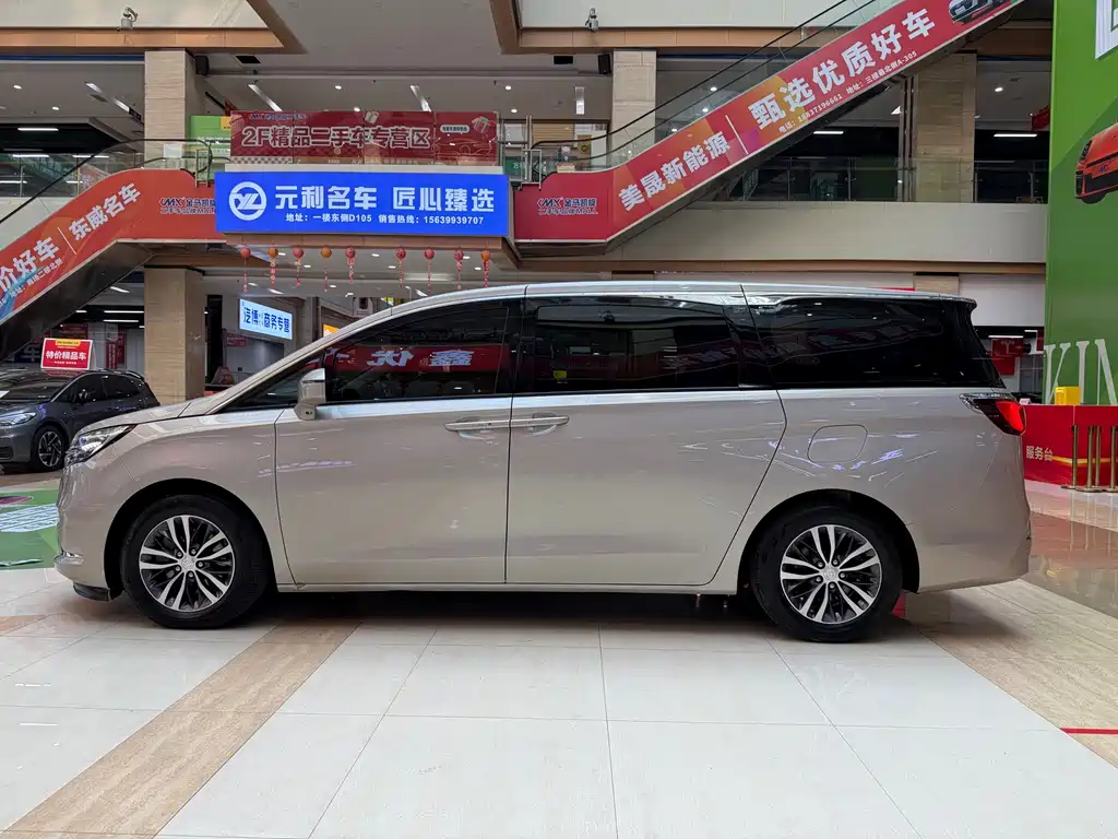 Buick GL8 — миниатюра 4
