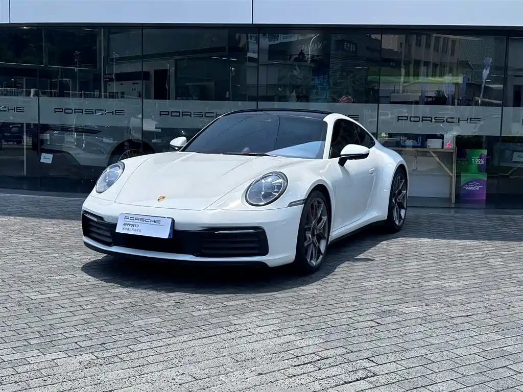 PORSCHE 911