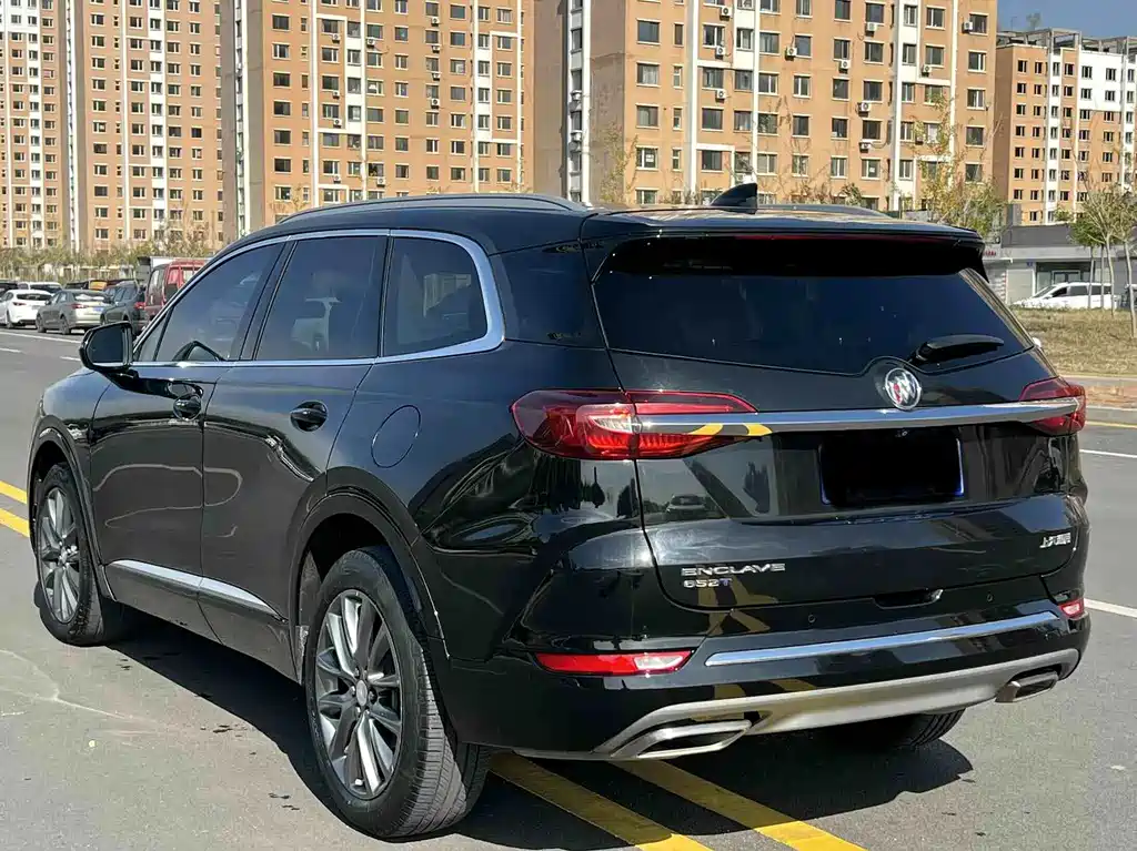 Buick Enclave — миниатюра 7