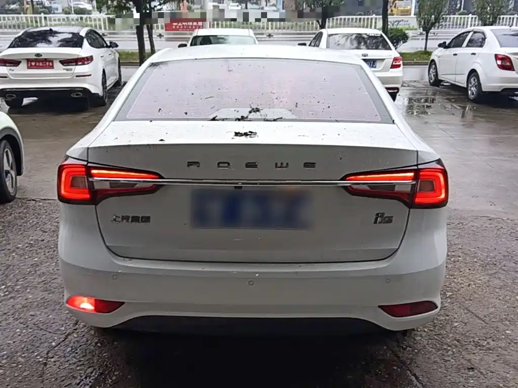 Roewe i5 — миниатюра 6
