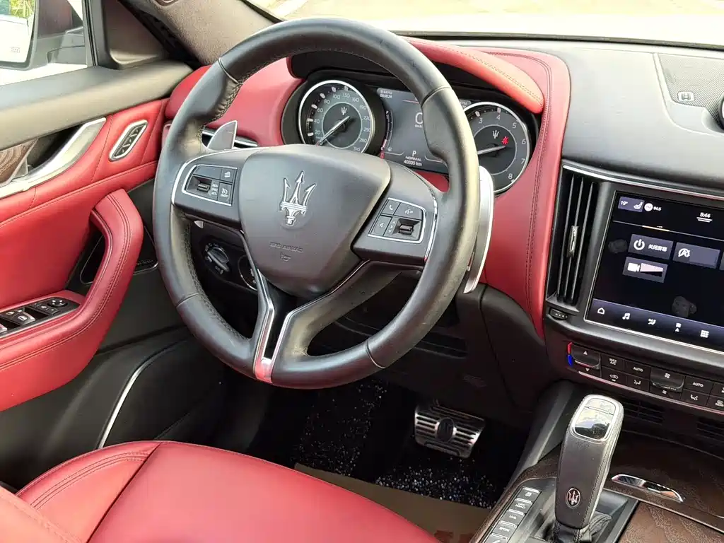 Maserati Levante — миниатюра 4