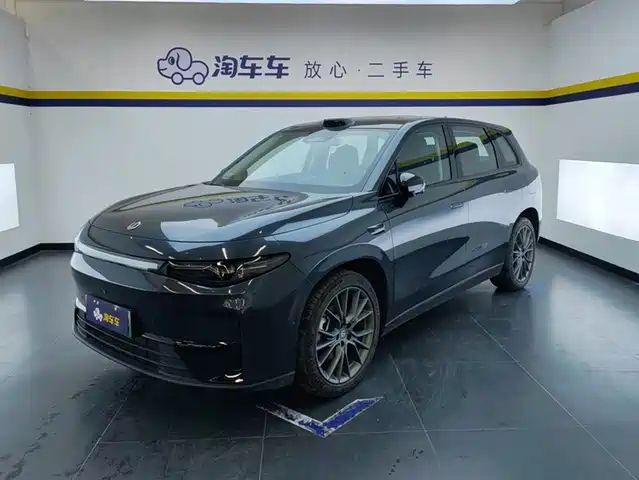 ZERO-RUNNING CAR ZERO RUN C10 2024