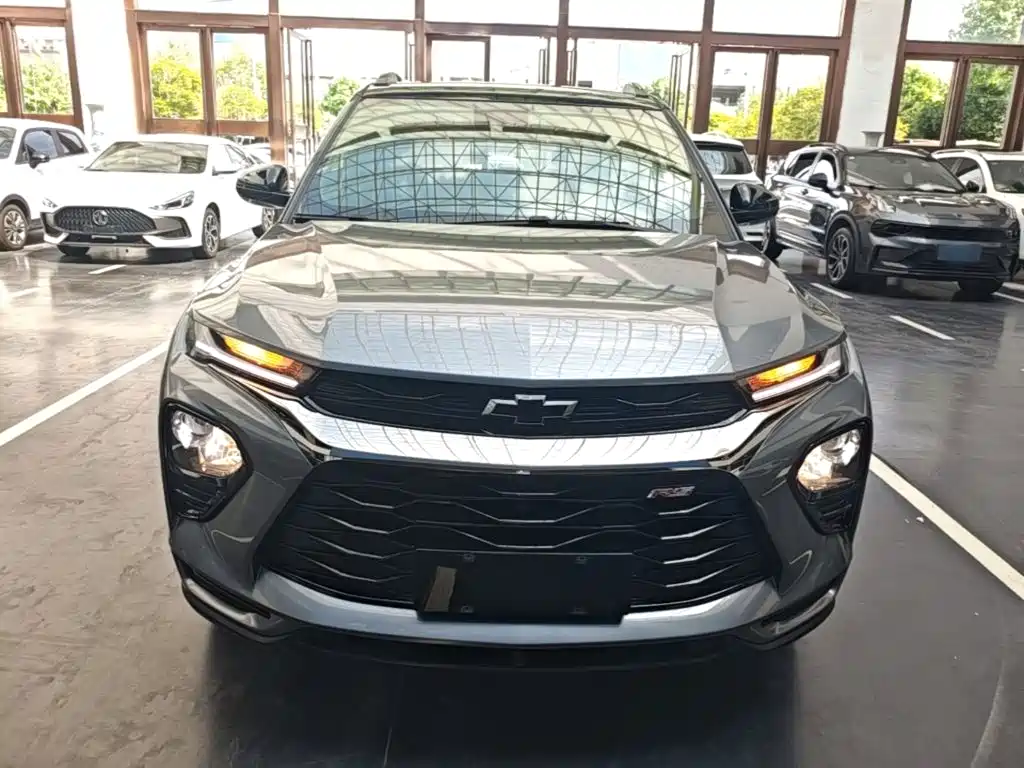 Chevrolet Tracker — миниатюра 3