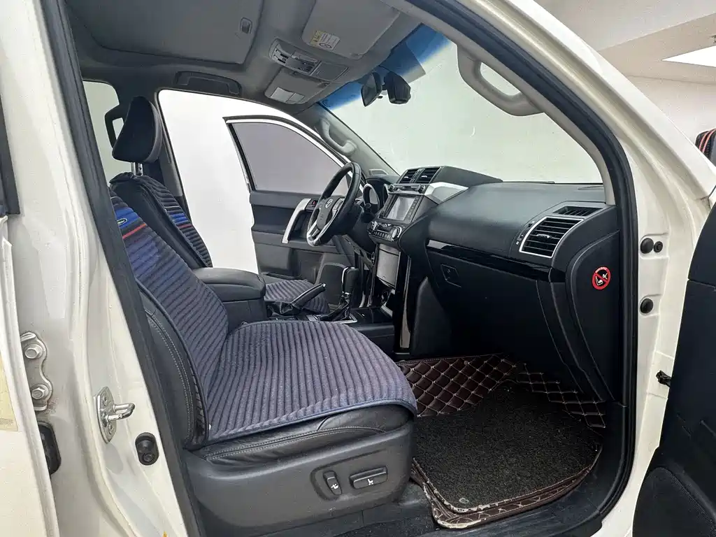 Toyota Prado — миниатюра 7