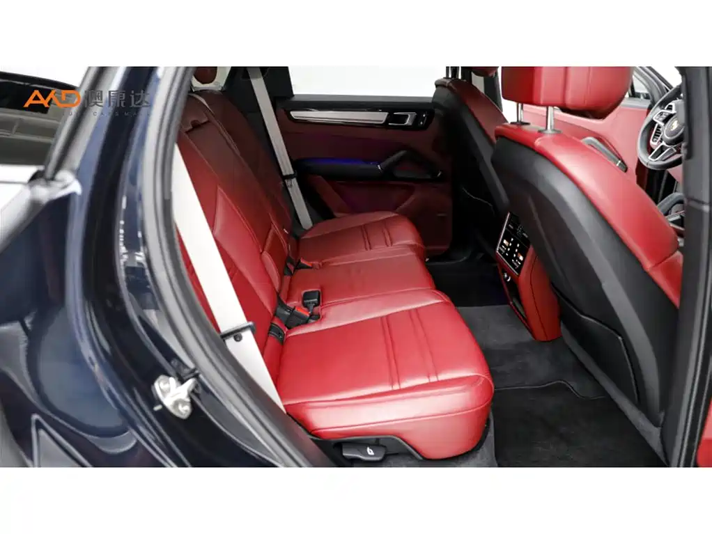 Porsche Cayenne Hybrid — миниатюра 8