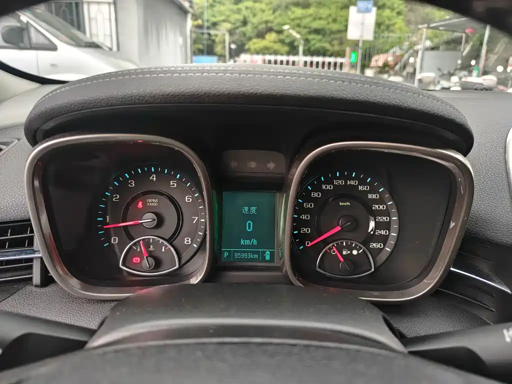 Chevrolet Malibu — миниатюра 12