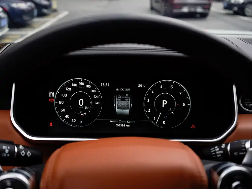 Land Rover Range Rover — миниатюра 9