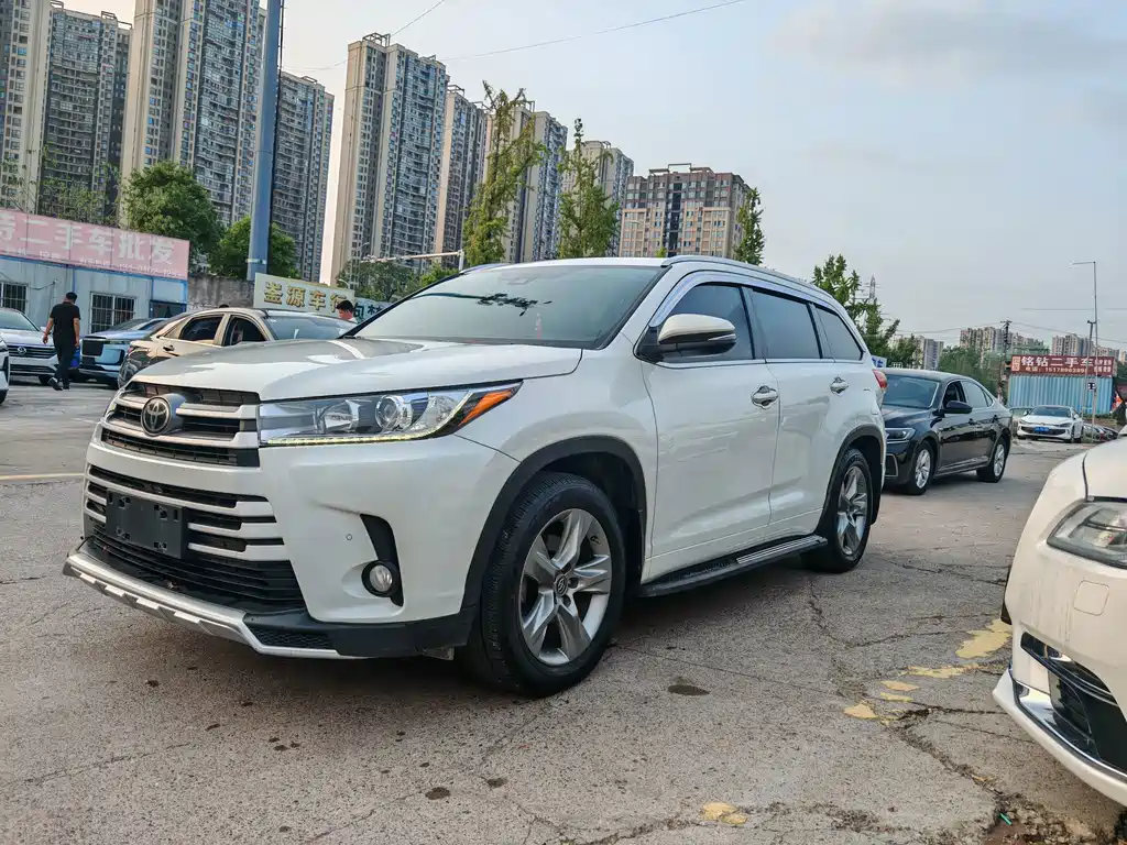 Toyota Highlander — миниатюра 3