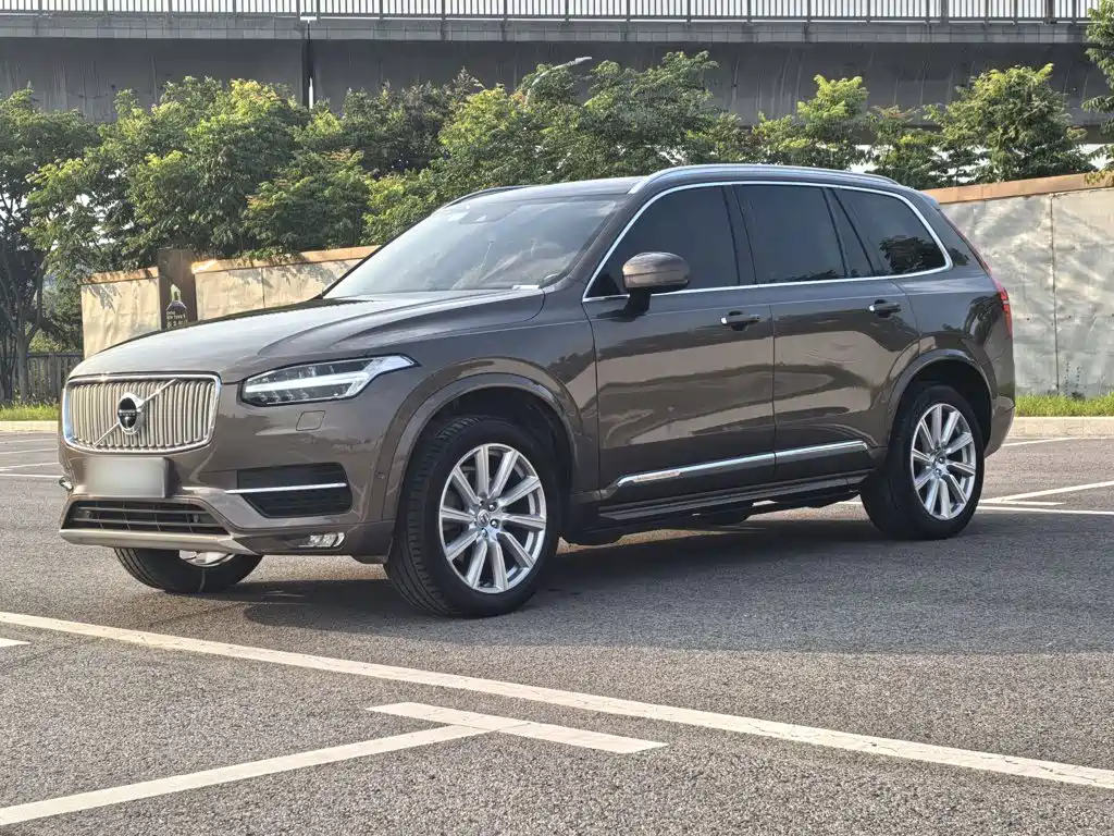 Volvo XC90 — миниатюра 2