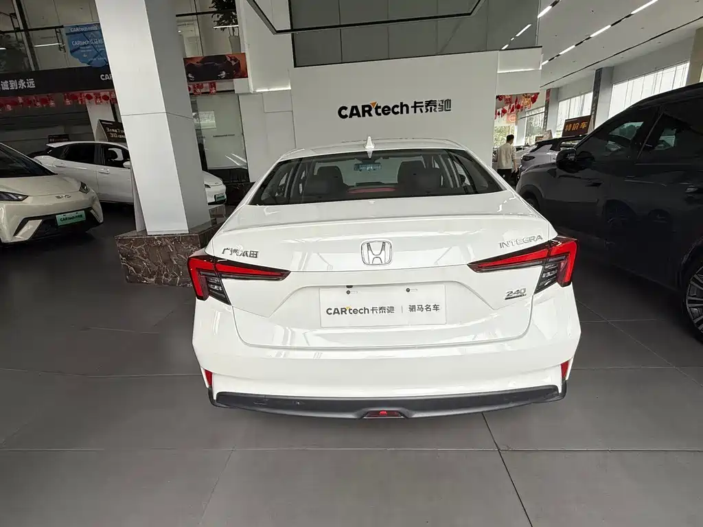 Honda Integra — миниатюра 7
