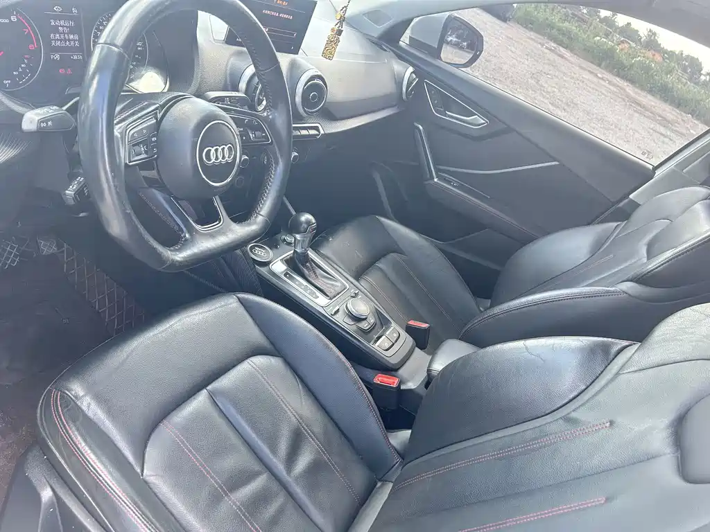 Audi Q2L — миниатюра 5