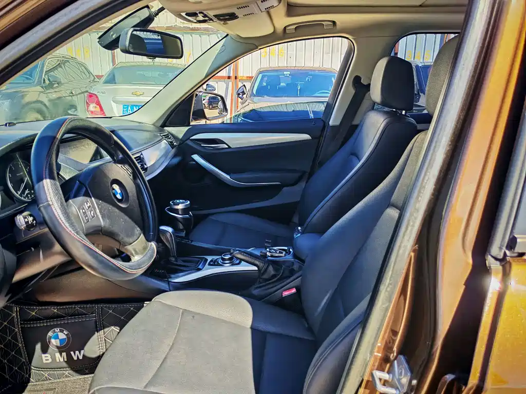 BMW X1 (Import) — миниатюра 10