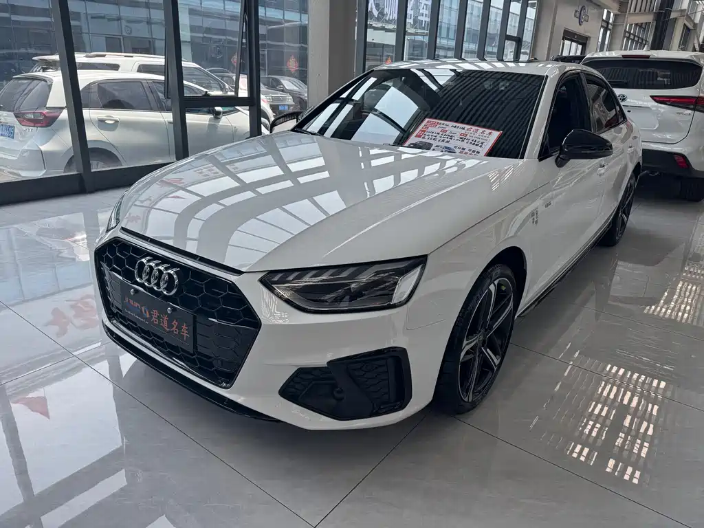 Audi A4L 2025