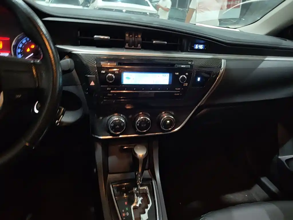 Toyota Corolla — миниатюра 13