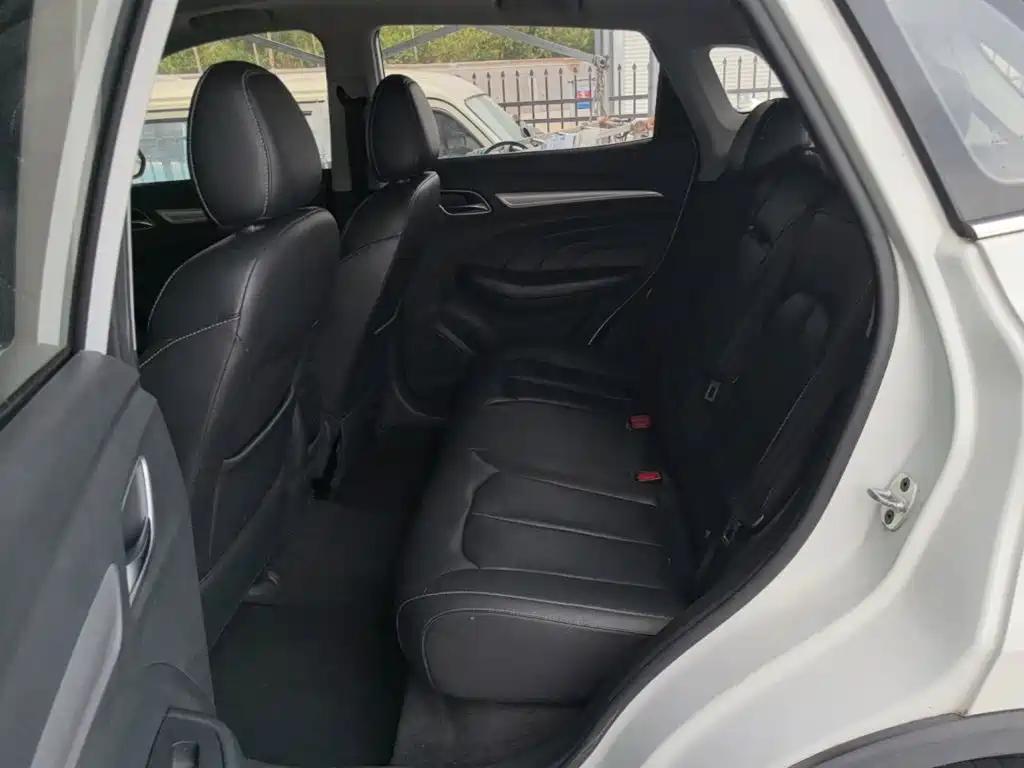 Roewe RX3 — миниатюра 17
