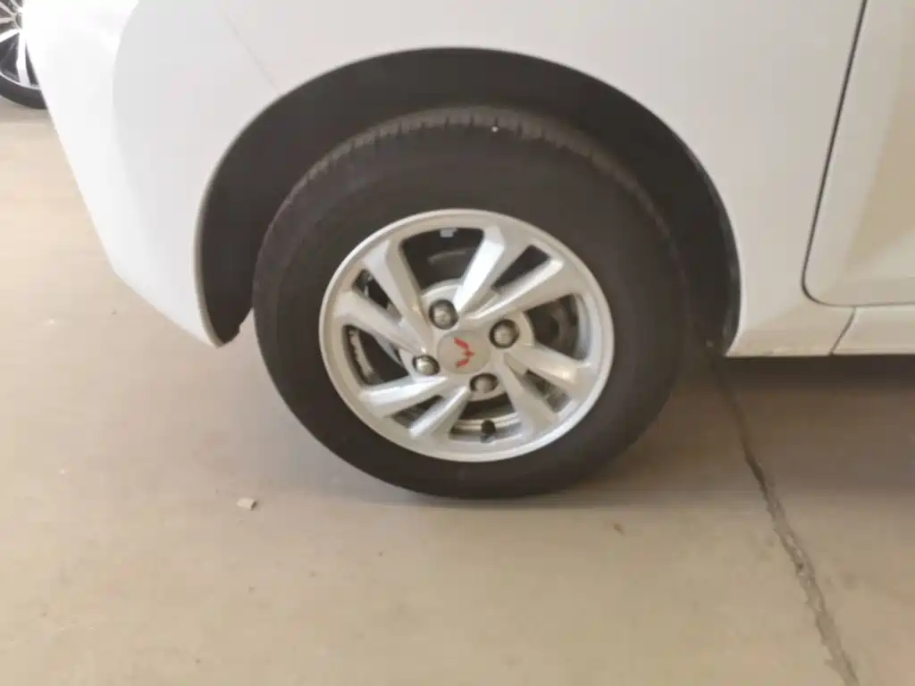 Wuling MINIEV — миниатюра 23
