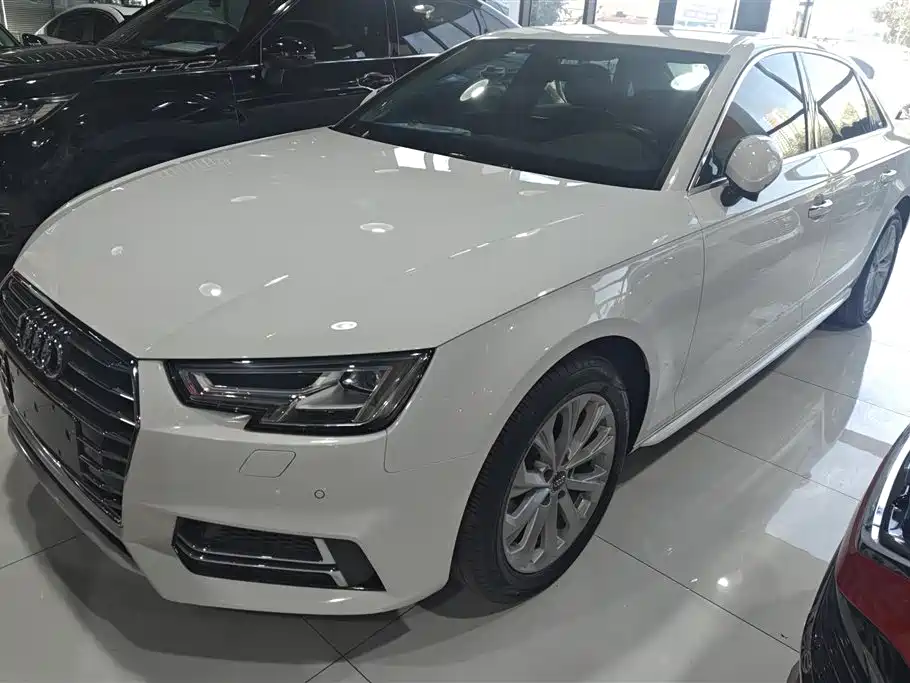 Купить Audi A4L