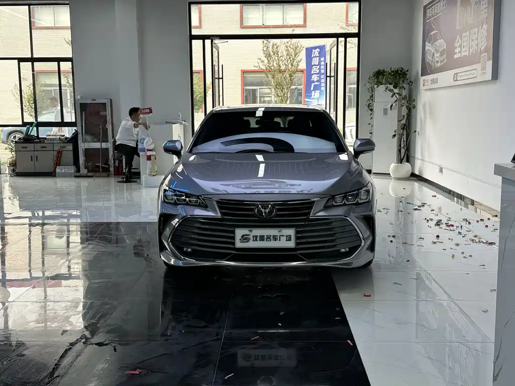 Toyota Avalon — миниатюра 2