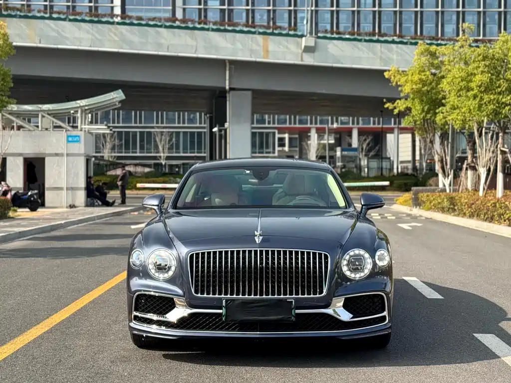 Bentley Flying Spur PHEV 2022