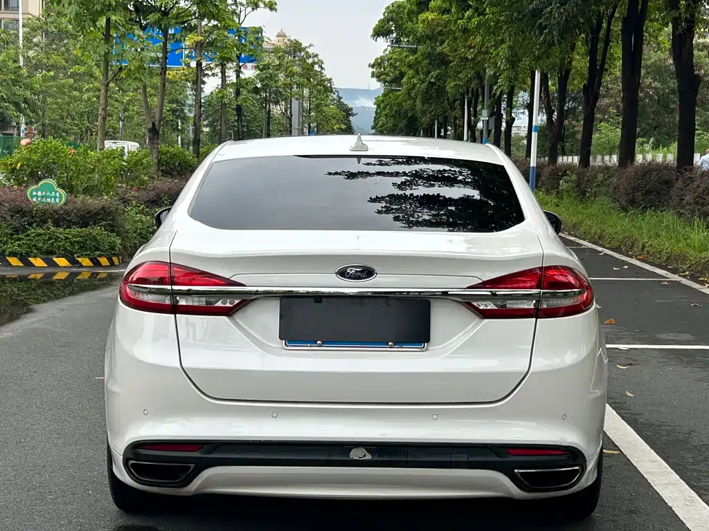 Ford Mondeo 2017 EcoBoost 180 Fashion