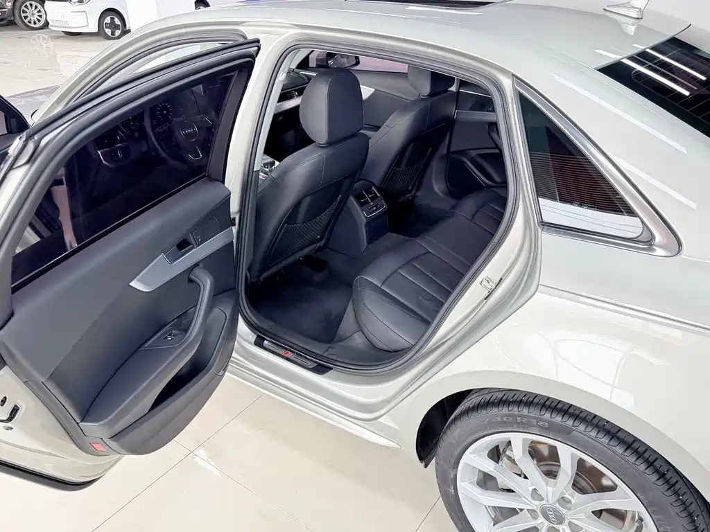 Audi A4L — миниатюра 6