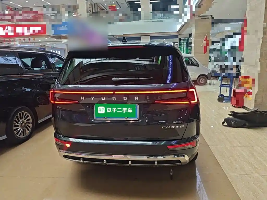 Hyundai Custo — миниатюра 6