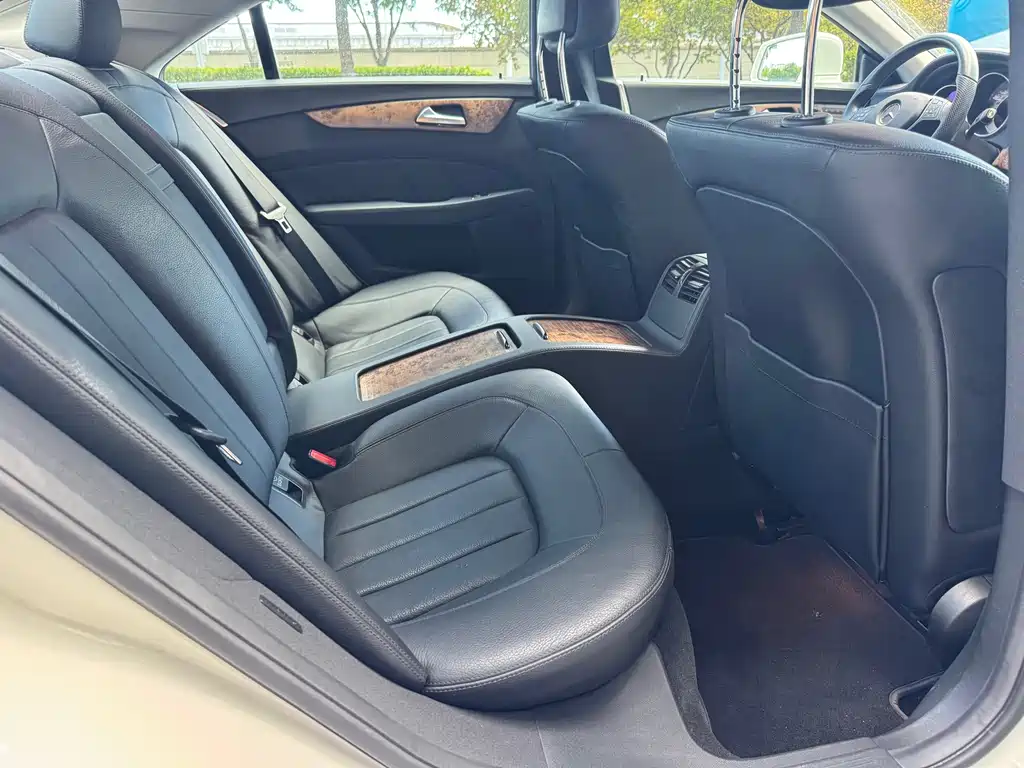 Mercedes-Benz CLS — миниатюра 11