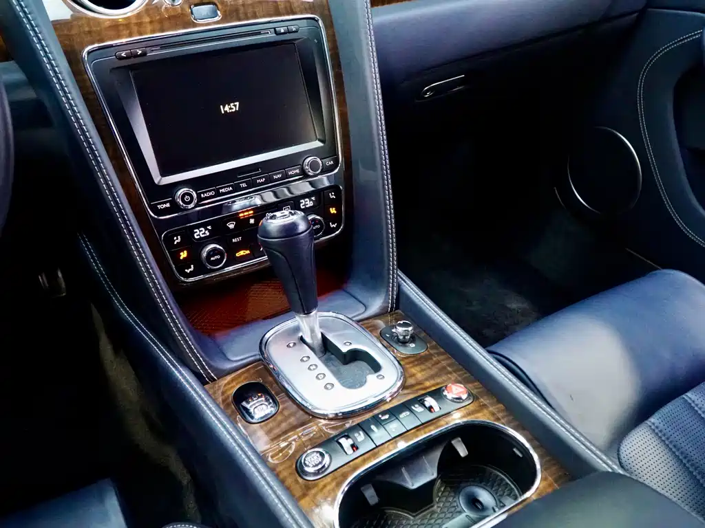 Bentley Continental — миниатюра 13