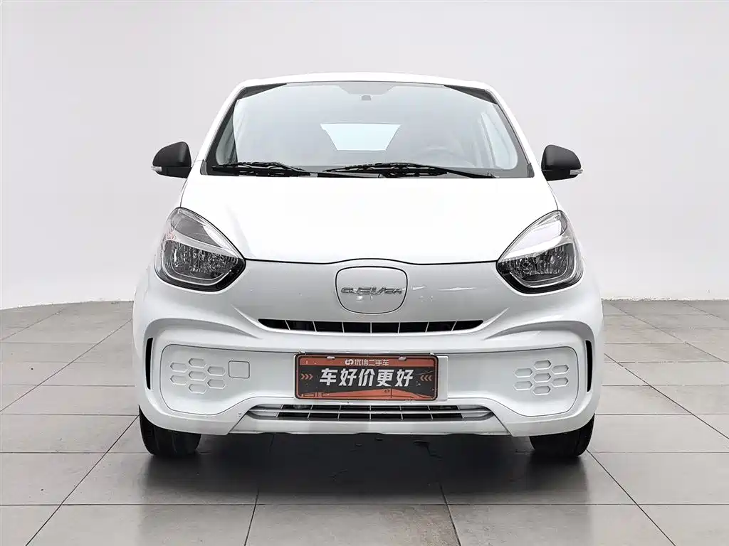 Roewe Clever 2021 302km мест