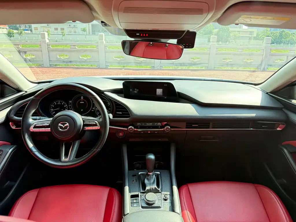 Mazda 3 Axela — миниатюра 5