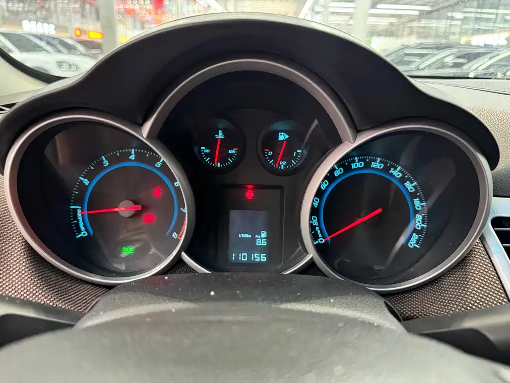 Chevrolet Cruze — миниатюра 15