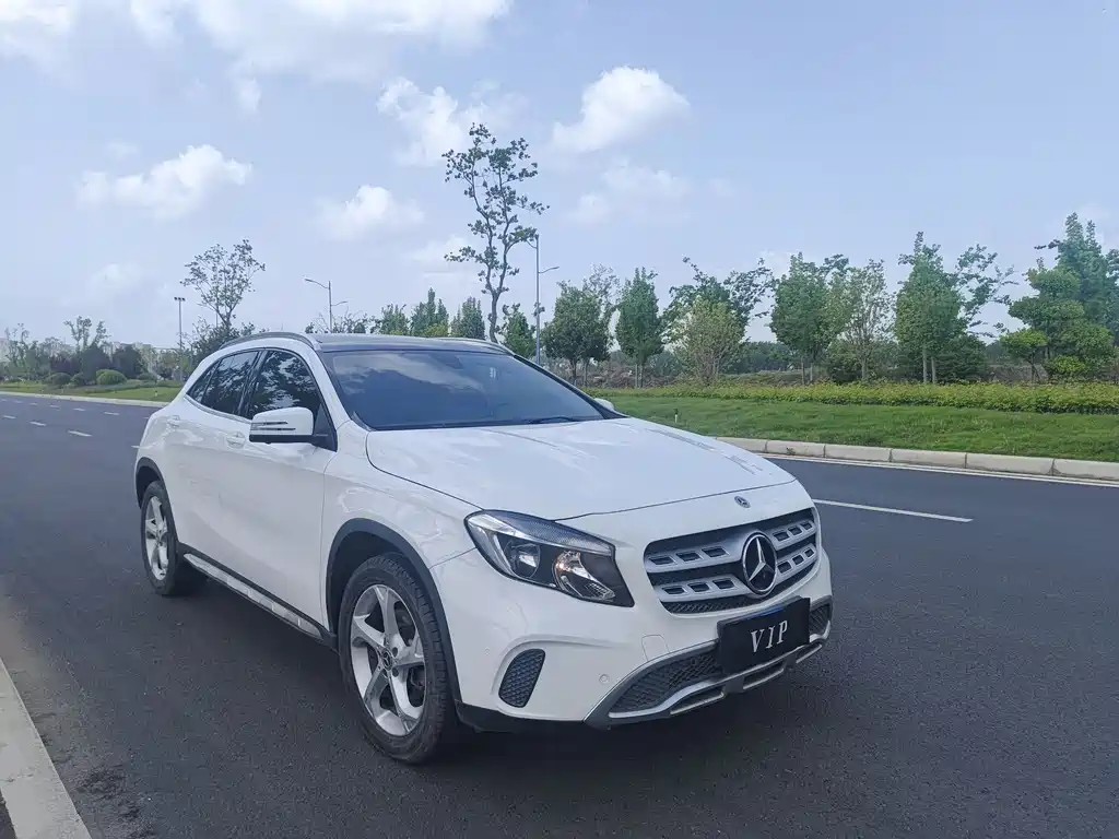 Mercedes-Benz GLA 2017 GLA 200