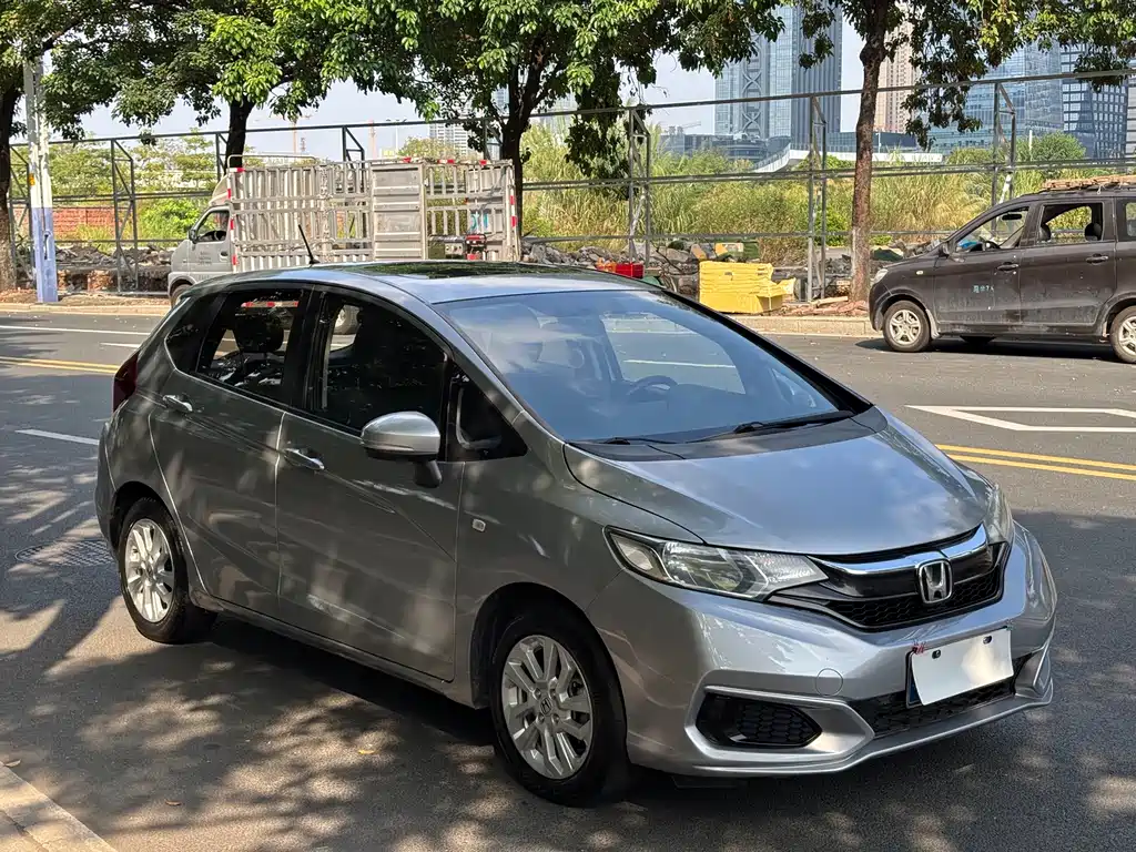 Honda Fit — миниатюра 25