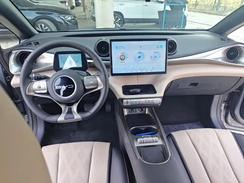 BYD Dolphin — миниатюра 10