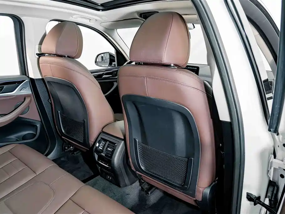 BMW X3 — миниатюра 19