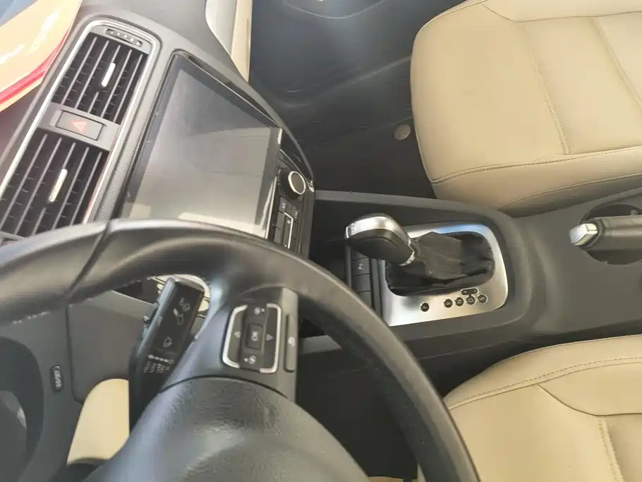 Volkswagen Sagitar — миниатюра 13