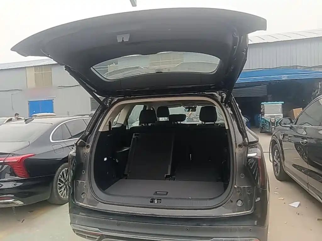 Hongqi Hongqi HS7 PHEV — миниатюра 19