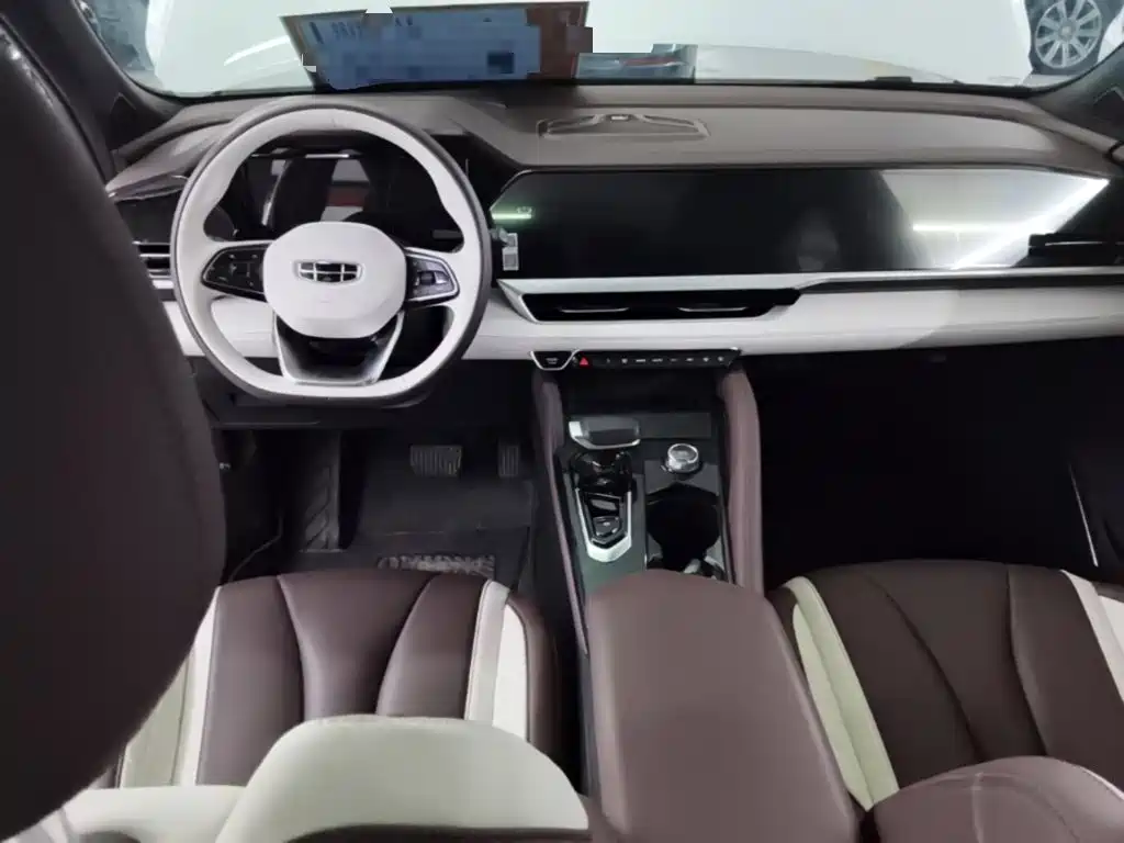 Geely Xingyue L — миниатюра 10
