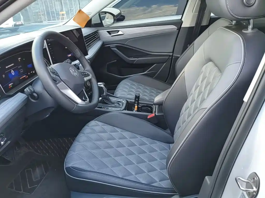 Volkswagen Sagitar — миниатюра 15