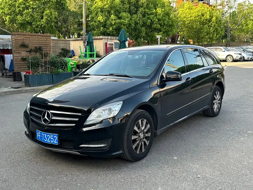 Mercedes-Benz R-Class 2016