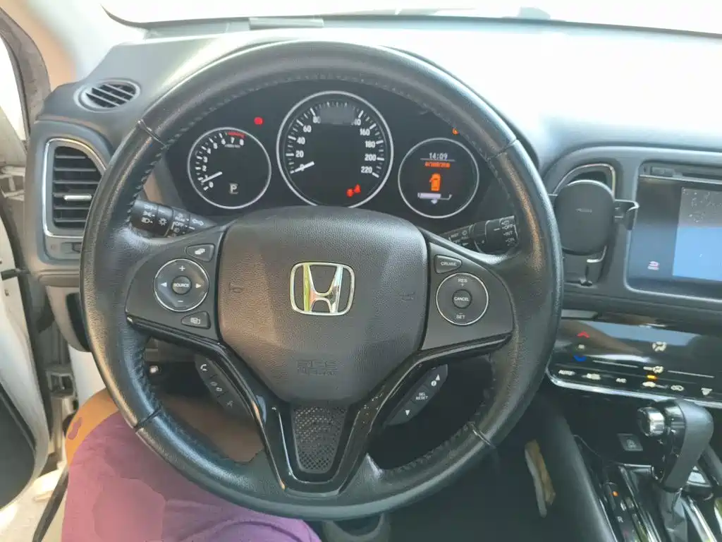 Honda Vezel — миниатюра 7