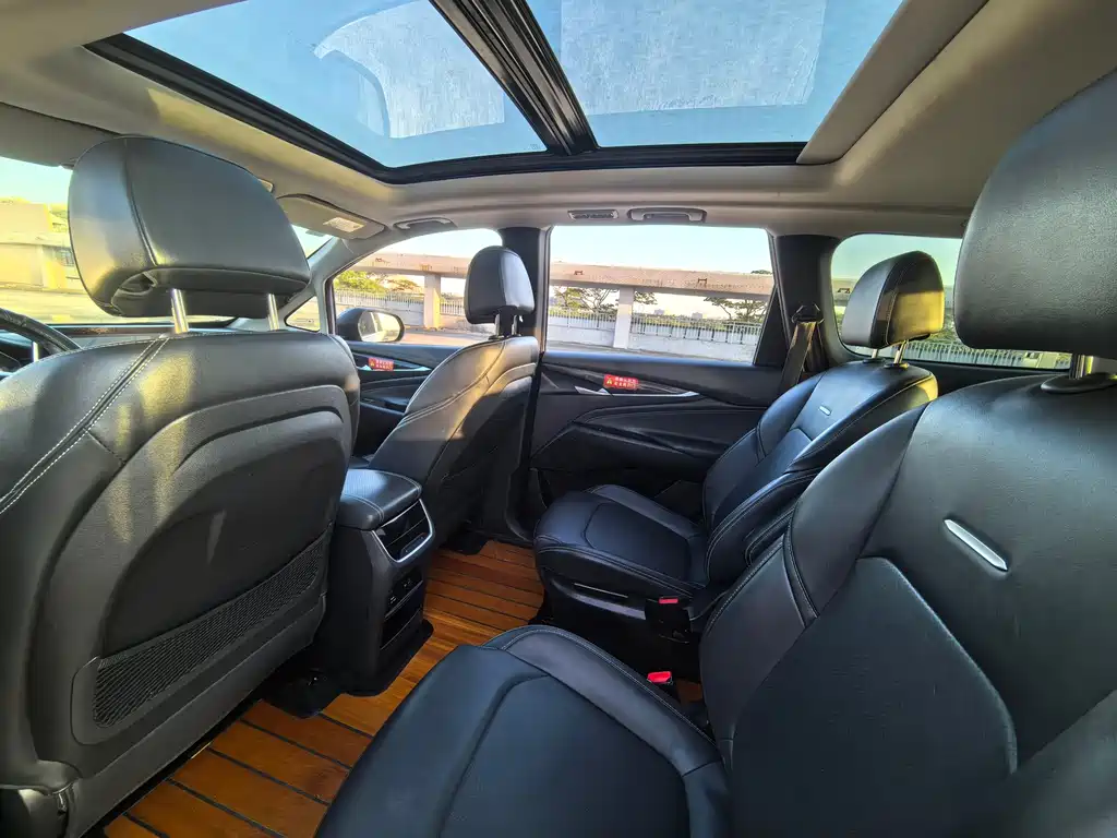 SAIC MAXUS CHASE G50