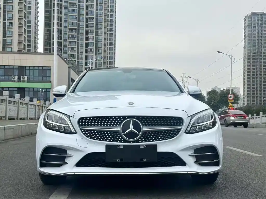 Mercedes-Benz C-Class 2019
