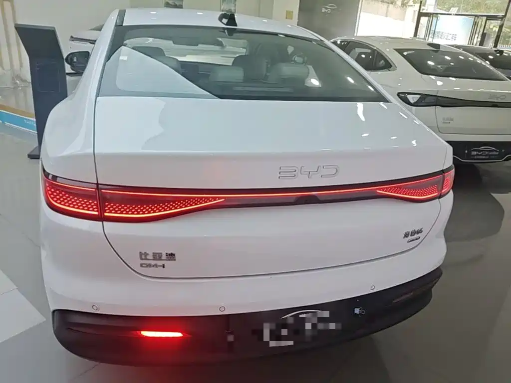 BYD Seal 05 DM-i — миниатюра 6