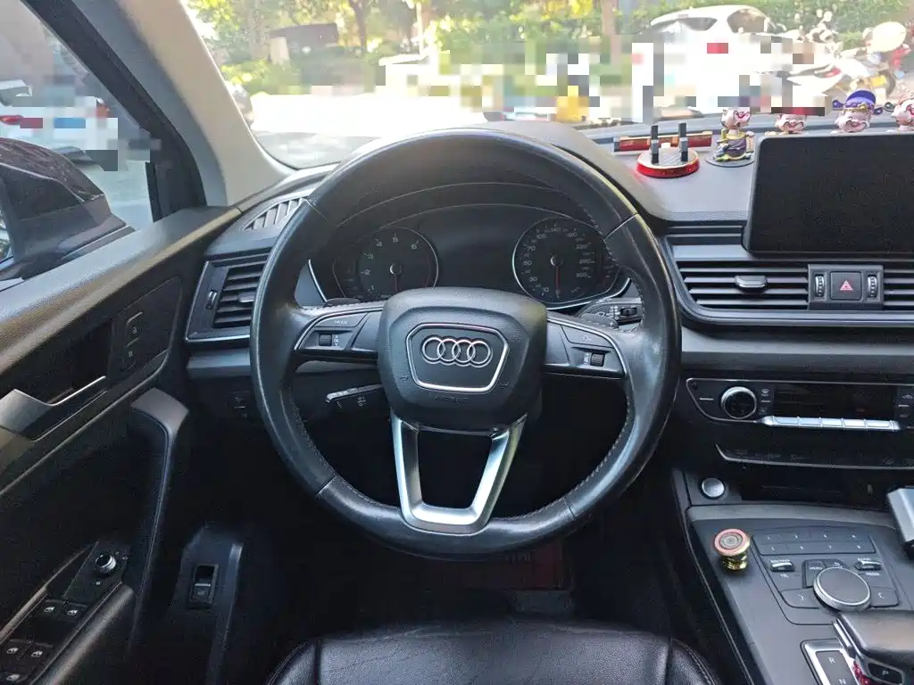 Audi Q5L — миниатюра 3