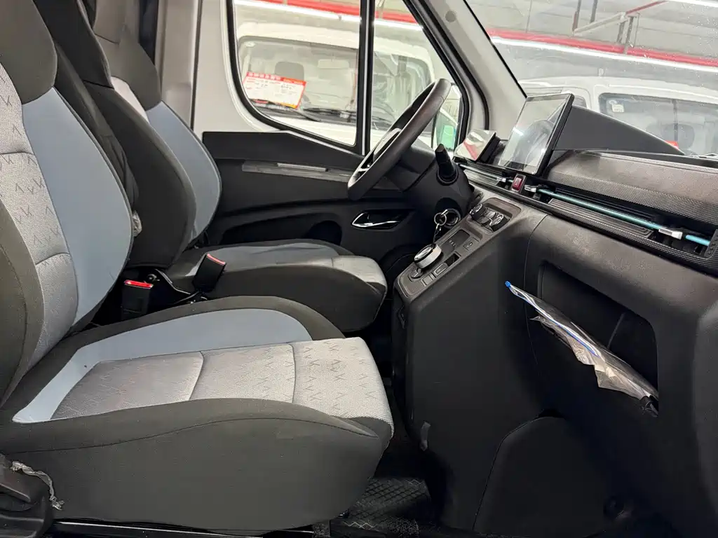 JIANGQI GROUP VAN BAOLU