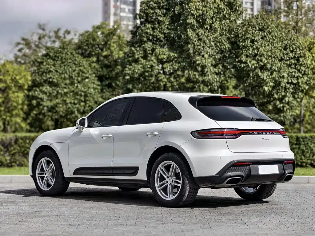 Porsche Macan — миниатюра 7