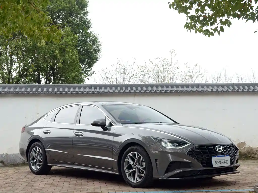 Hyundai Sonata — миниатюра 3