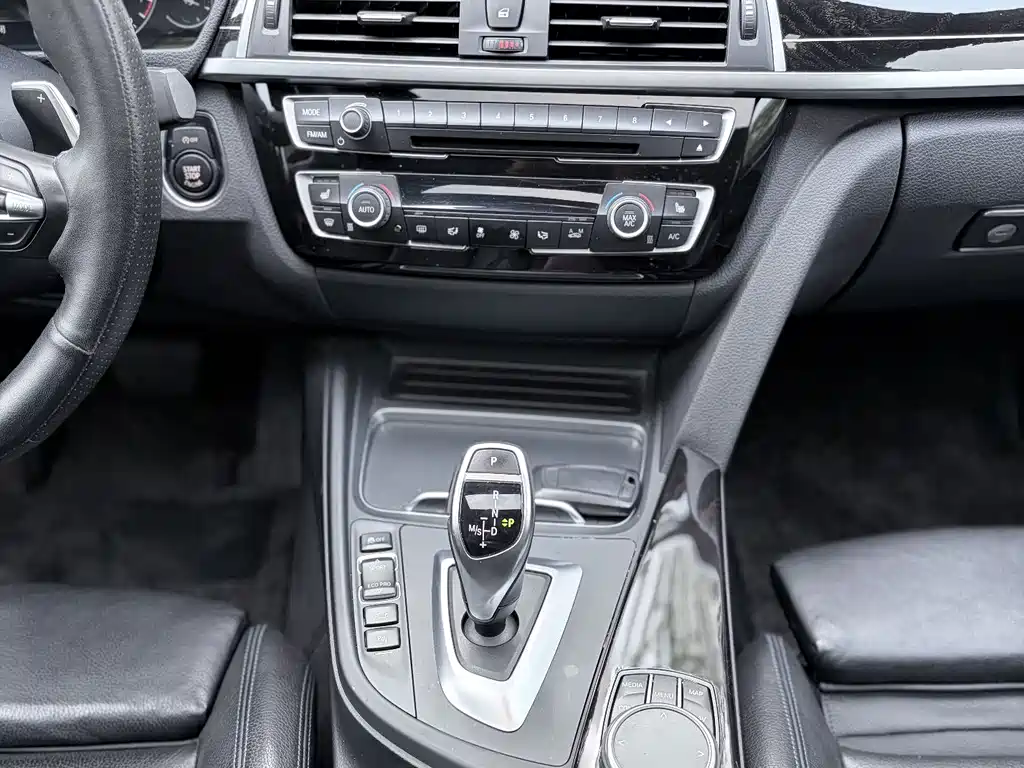 BMW 4 Series — миниатюра 12